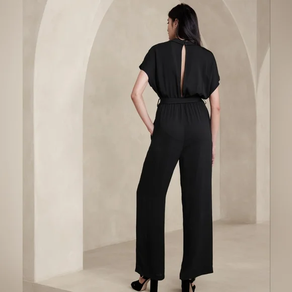 ⭐ Banana Republic Evita Jumpsuit - Picture 3 of 4